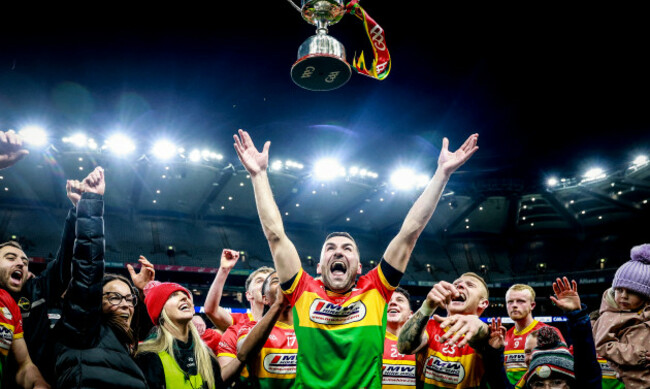 chris-blake-celebrates-with-the-cup-after-the-game