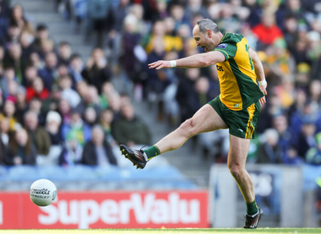 michael-murphy-shoots-to-score-his-sides-second-goal-of-the-match