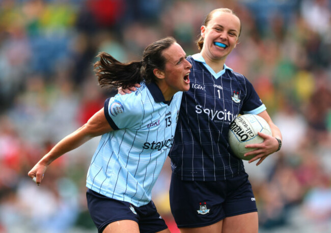 hannah-tyrrell-and-abby-shiels-celebrate