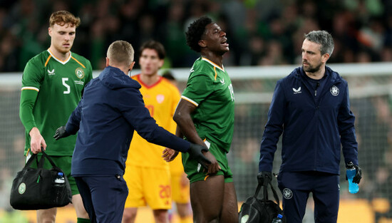 james-abankwah-leaves-the-field-injured