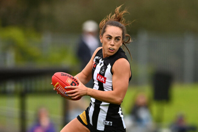 melbourne-australia-10th-sep-2023-aishling-sheridan-of-collingwood-in-action-during-the-round-2-aflw-match-between-collingwood-magpies-and-the-fremantle-dockers-at-victoria-park-in-melbourne-sund