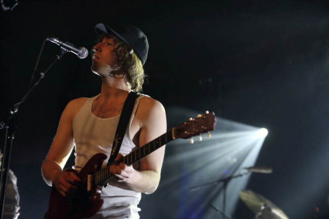 cameron-winter-von-der-band-geese-bei-einem-konzert-im-astra-kulturhaus-in-berlin-15-marz-2026-geese-konzert-berlin-cameron-winter-from-the-band-geese-at-a-concert-at-astra-kulturhaus-in-berlin