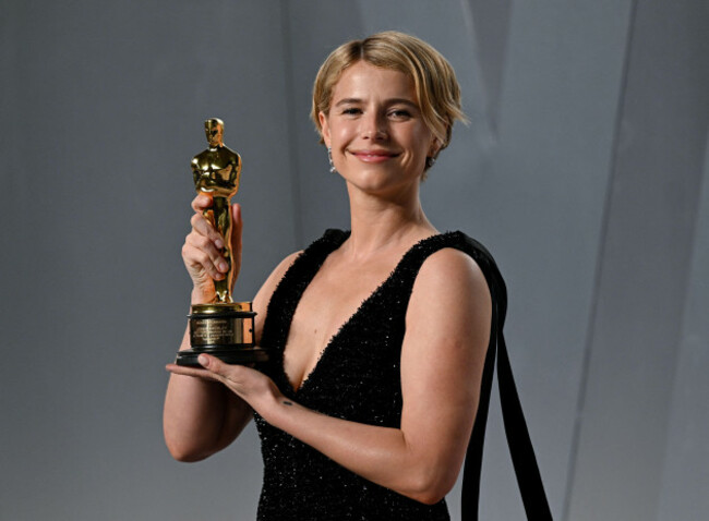 los-angeles-usa-march-15th-2026-jessie-buckley-at-the-vanity-fair-oscar-party-the-david-geffen-galleries-lacma-credit-doug-petersempicsalamy
