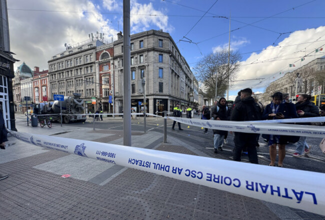 429Accident O Connell Street_90745806