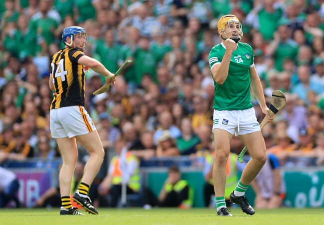 cathal-oneill-celebrates-a-point