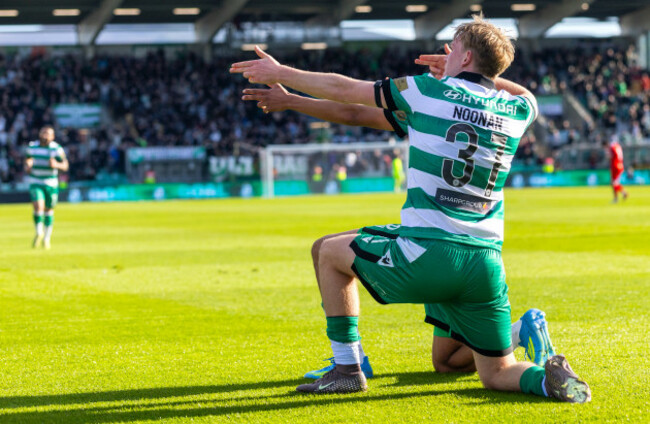michael-noonan-celebrates-with-victor-ozhianvuna-after-he-scored-his-sides-second-goal