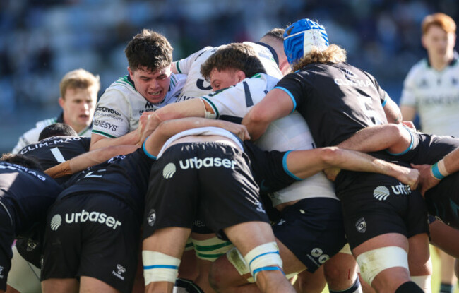 billy-bohan-and-cian-prendergast-during-a-maul