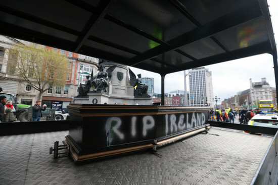 Fuel Strike Wed-6_90746280