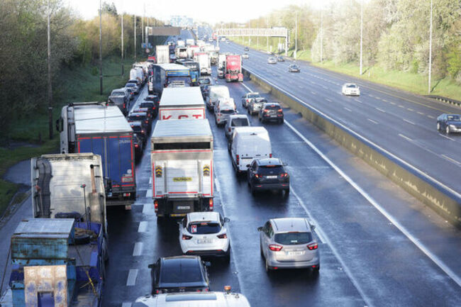 M50 traffic chaos-6_90746383