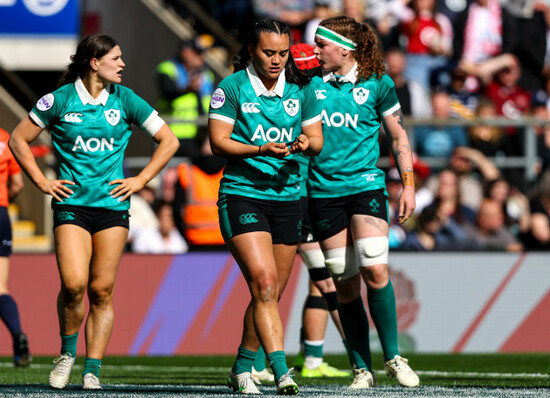 nancy-mcgillivray-dejected-after-conceding-a-try