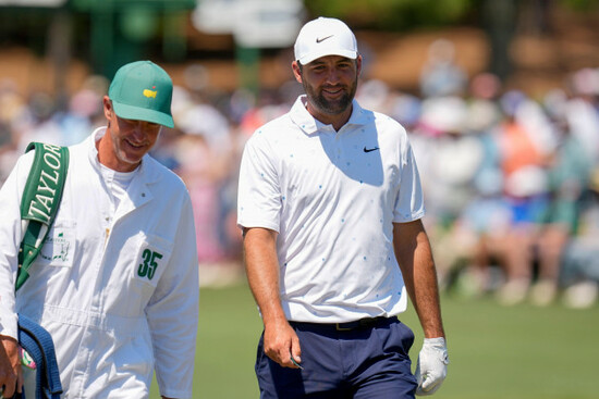 scottie-scheffler-walks-to-green-on-the-second-hole-during-the-final-round-of-the-masters-golf-tournament-at-the-augusta-national-golf-club-sunday-april-12-2026-in-augusta-ga-ap-photoeric-gay