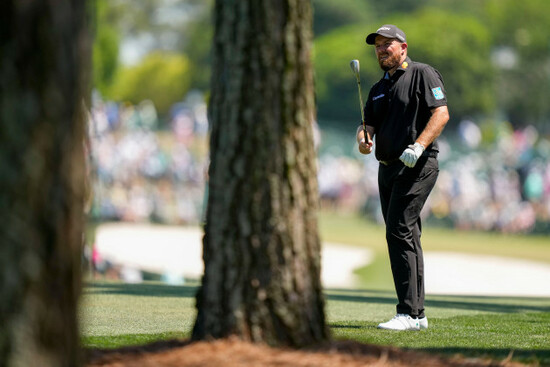 shane-lowry-of-ireland-watches-his-shot-on-the-first-hole-during-the-final-round-of-the-masters-golf-tournament-at-the-augusta-national-golf-club-sunday-april-12-2026-in-augusta-ga-ap-photom