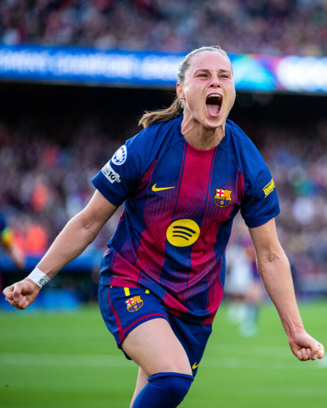 barcelona-spain-2-april-2026-fc-barcelona-player-17-ewa-pajor-celebrates-her-score-during-women-champions-league-match-between-fc-barcelona-and-real-madrid-cf-in-spotify-camp-nou-stadium-barc