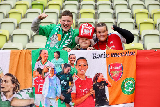 ireland-fans-pj-geoghegan-adam-pietka-and-saoirse-geoghegan-ahead-of-the-match