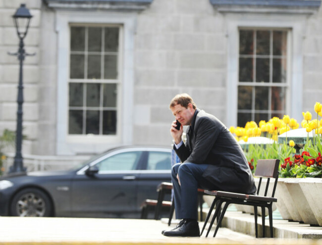 POLITICAL SPARRING_90597541_90746784