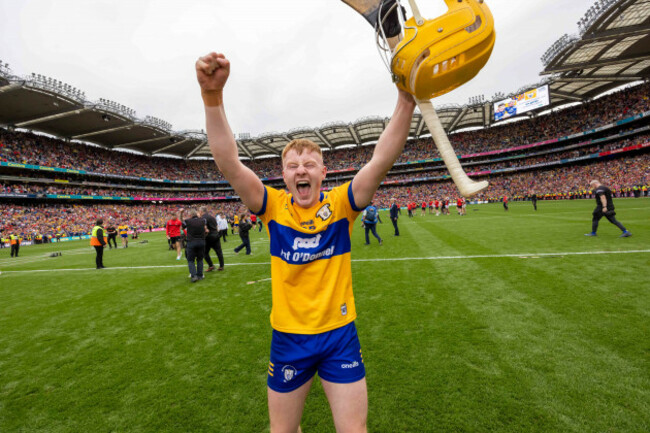 shane-meehan-celebrates-after-the-game