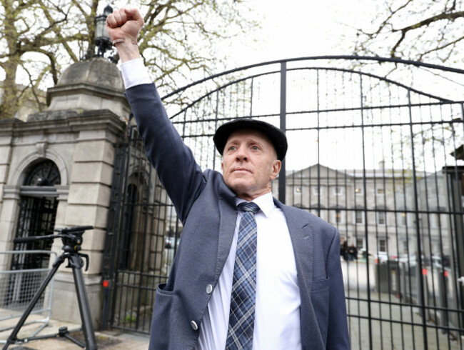 809Michael Healy Rae_90746803