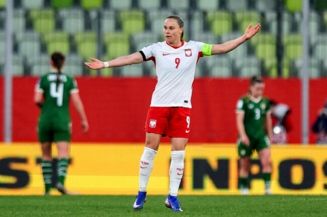 ewa-pajor-celebrates-after-scoring-her-sides-2nd-goal-of-the-match