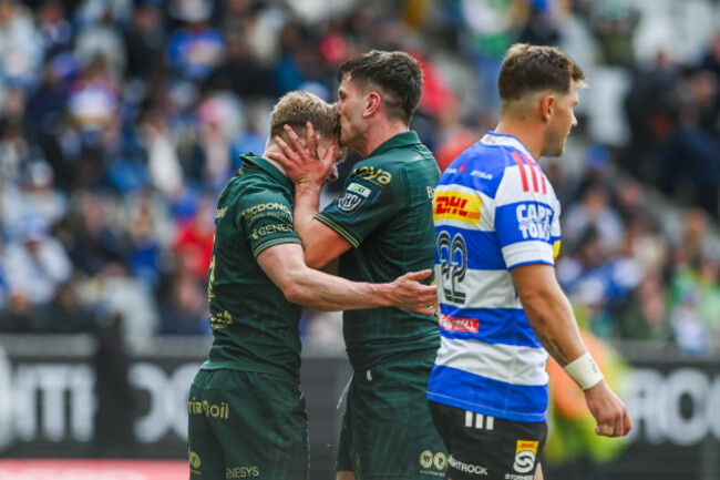 ben-murphy-celebrates-with-john-devine-after-scoring-his-sides-fourth-try-of-the-match