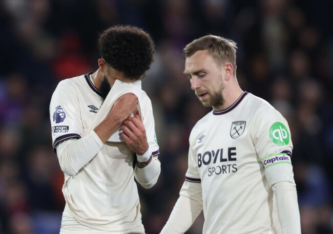 london-uk-20th-apr-2026-london-england-april-20-pablo-jarrod-bowen-of-west-ham-united-look-disappointed-dejected-during-the-premier-league-match-between-crystal-palace-fc-v-west-ham-united