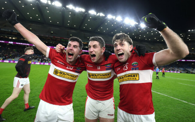 paul-geaney-celebrates-with-mikey-geaney-and-conor-geaney