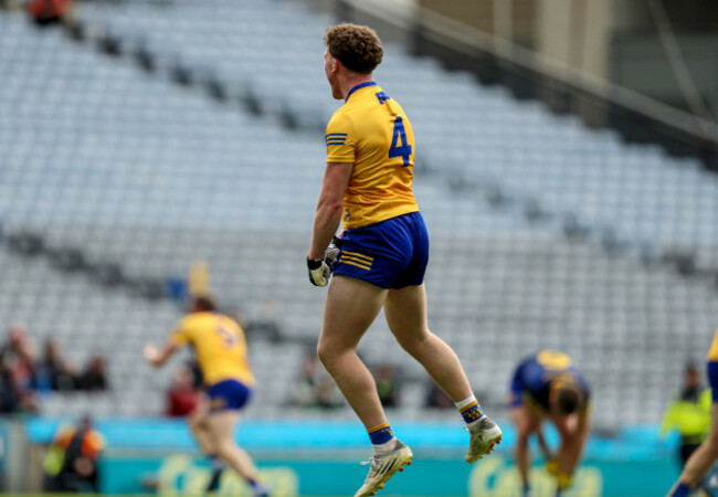 cillian-rouine-celebrates-winning