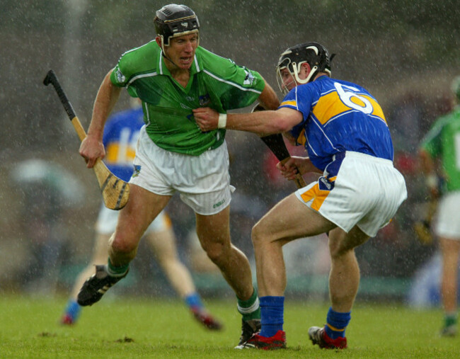 ollie-moran-gets-his-jersey-pulled-by-conor-omahony