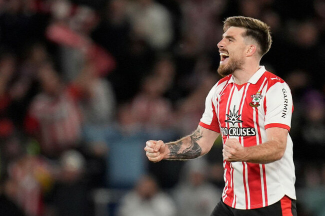 southamptons-ryan-manning-celebrates-scoring-their-sides-first-goal-during-the-sky-bet-championship-match-at-st-marys-stadium-southampton-picture-date-tuesday-april-28-2026
