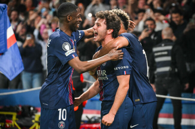 joao-neves-of-psg-celebrate-his-goal-with-teammates-during-the-uefa-champions-league-semi-finals-1st-leg-football-match-between-paris-saint-germain-and-fc-bayern-munich-on-28-april-2026-at-parc-des