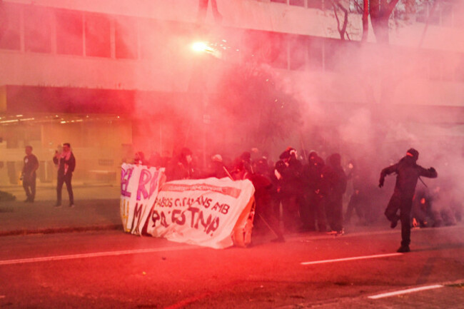 riots-during-a-rally-in-protest-against-the-israeli-armys-attack-on-the-global-sumud-flotilla-in-placa-de-sants-30-april-2026-in-barcelona-catalonia-spain-the-appeal-issued-by-the-organisers-s