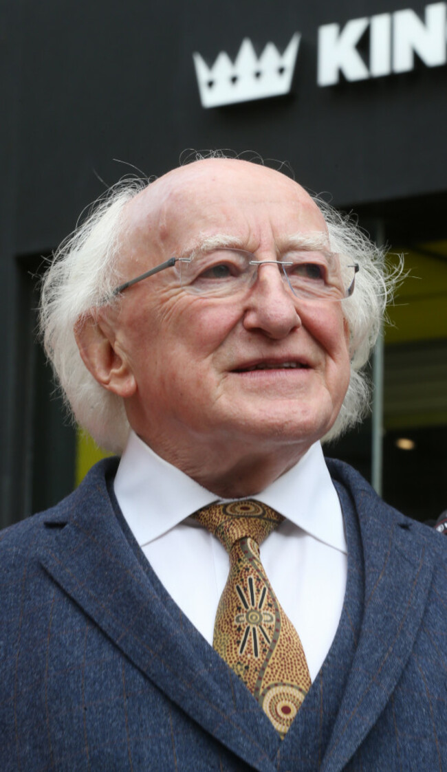 higgins 737_90555489
