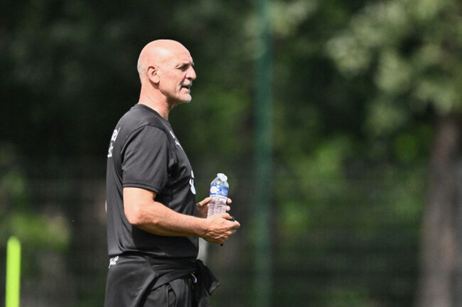lommel-belgium-08th-july-2024-lommels-head-coach-steve-bould-pictured-during-a-training-session-of-soccer-team-lommel-sk-monday-08-july-2024-in-lommel-to-prepare-for-the-upcoming-2024-2025-seas