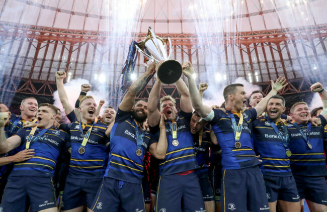 isa-nacewa-and-jordi-murphy-lift-the-european-rugby-champions-cup-trophy