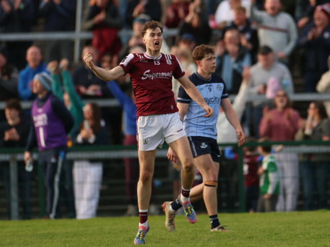 robert-finnerty-celebrates-kicking-a-2-pointer-late-in-the-game