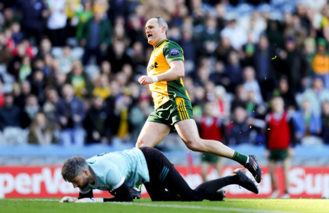 shane-murphy-reacts-after-michael-murphy-shoots-to-score-his-sides-second-goal-of-the-match