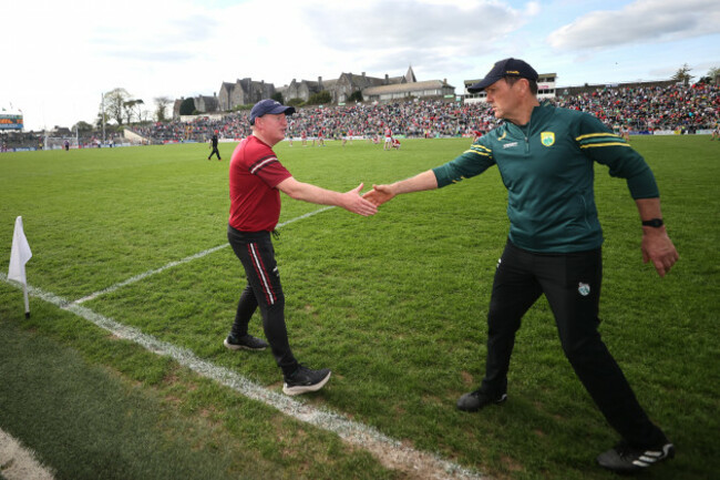 john-cleary-and-jack-oconnor-shake-hands-after-the-game