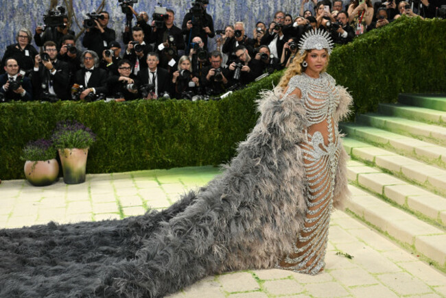 photo-by-dprfstar-maxipx-2026-5426-beyonce-at-the-2026-met-gala-celebrating-the-opening-of-the-exhibition-costume-art-held-on-may-4-2026-at-the-metropolitan-museum-of-art-in-new-york-city