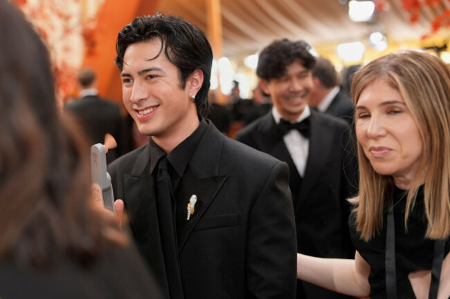 hudson-williams-arrives-at-the-oscars-on-sunday-march-15-2026-at-the-dolby-theatre-in-los-angeles-ap-photojohn-locher