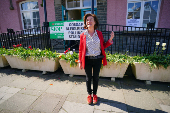 first-minister-and-welsh-labour-leader-baroness-eluned-morgan-leaves-after-casting-her-vote-for-the-senedd-elections-at-st-davids-city-hall-in-st-davids-pembrokeshire-picture-date-thursday-may-7