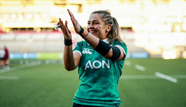 erin-king-thanks-the-fans-after-the-game