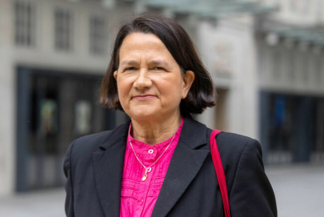 london-uk-10th-may-2026-catherine-west-at-sunday-with-laura-kuenssberg-labour-mp-catherine-west-has-said-if-a-cabinet-minister-does-not-challenge-sir-keir-starmer-as-party-leader-by-monday-she-w