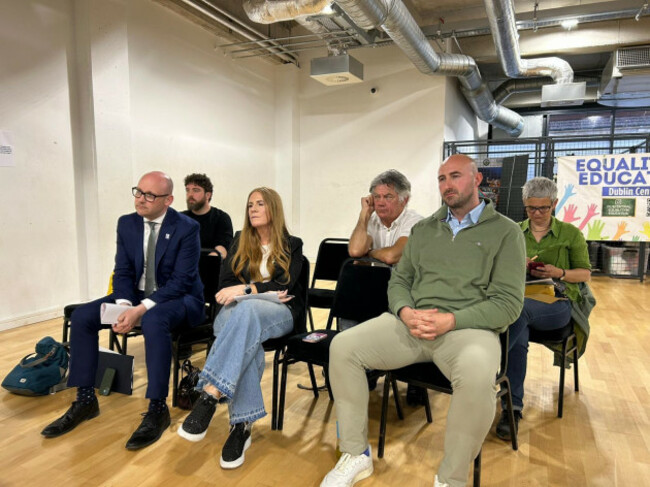 dublin-central-by-election-candidates-at-a-public-meeting-organised-by-save-our-snas-at-the-national-handball-alley-in-dublin-left-to-right-ray-mcadam-fine-gael-candidate-and-lord-mayor-of-dublin