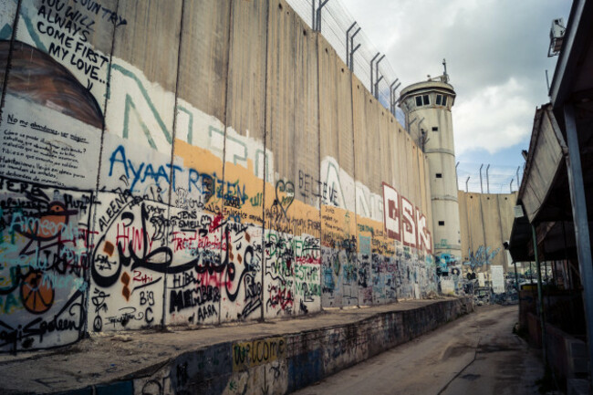 bethlehem-west-bank-palestine-march-23-2026-an-israeli-military-watchtower-equipped-with-advanced-surveillance-cameras-and-monitoring-technology-s