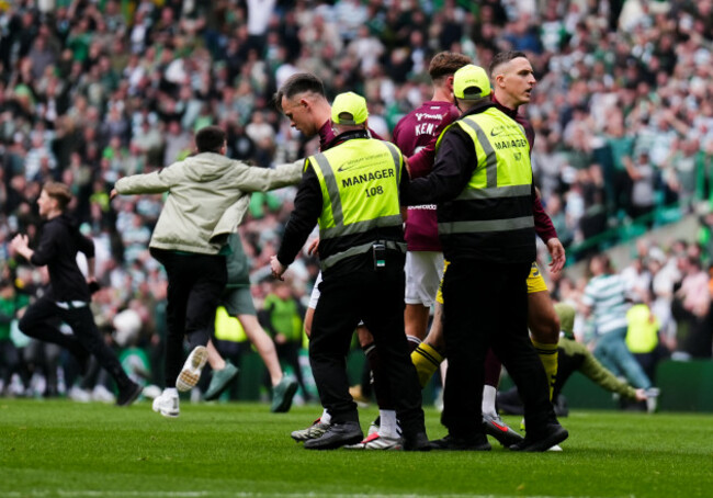 celtic-v-heart-of-midlothian-william-hill-premiership-celtic-park
