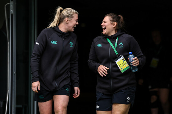 sam-monaghan-and-ellena-perry-arrive-ahead-of-the-match