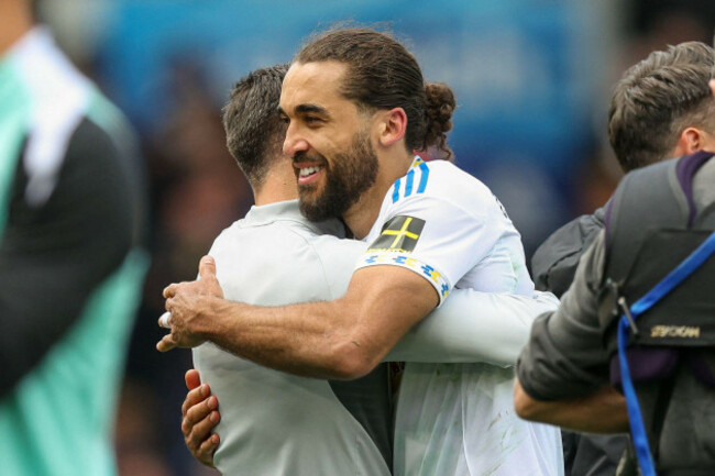 elland-road-leeds-yorkshire-uk-17th-may-2026-premier-league-football-leeds-united-versus-brighton-and-hove-albion-dominic-calvert-lewin-of-leeds-united-after-the-final-whistle-credit-action-p