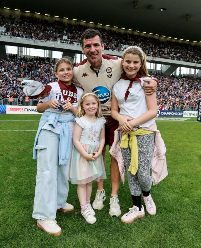noel-mcnamara-with-his-daughters-after-the-game