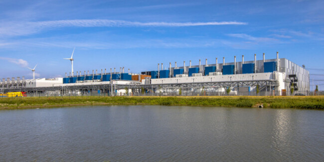 5-july-2016-eemshaven-netherlands-google-datacenter-near-delfzijl-in-the-province-of-groningen-under-blue-sky