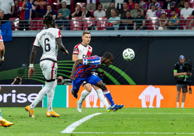 leipzig-ger-27th-may-2026-torchance-per-kopfball-von-tyrick-mitchell-crystal-palace-3-crystal-palace-rayo-vallecano-football-final-uefa-conference-league-2026-leipzig-stadium-leipzig-dfl