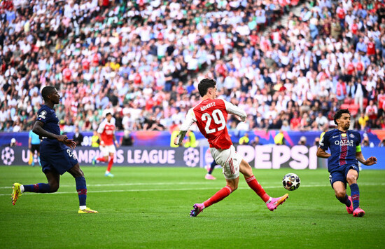 30-may-2026-hungary-budapest-soccer-men-champions-league-paris-saint-germain-psg-fc-arsenal-final-puskas-arena-kai-havertz-m-fc-arsenal-in-action-against-nuno-mendes-l-paris-saint-ge
